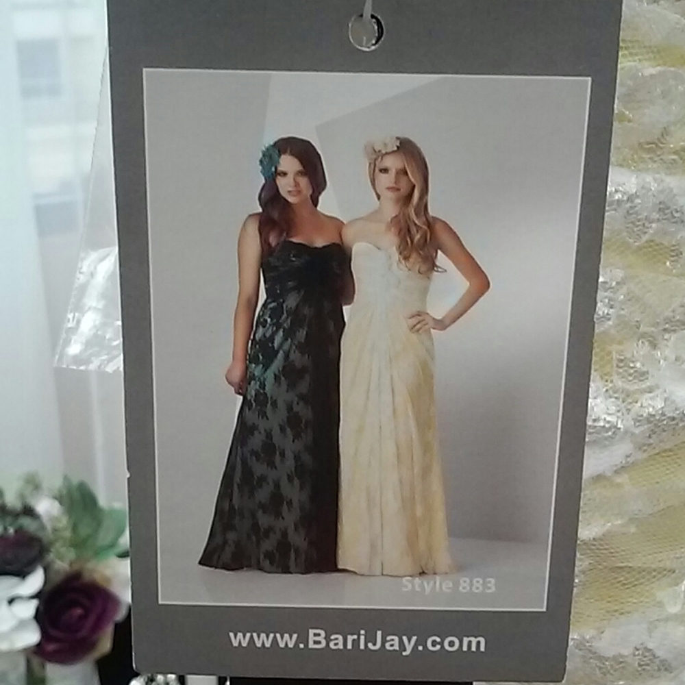 Prom dress - Picture 4 of 4